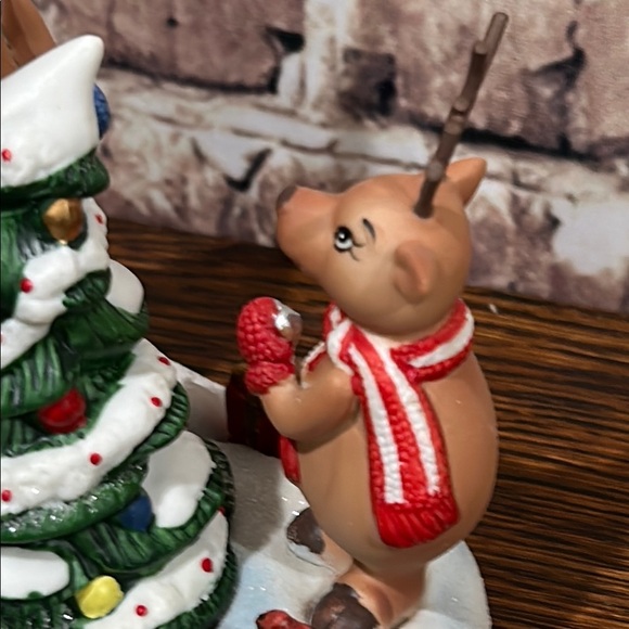 PartyLite Holiday Reindeer Candle Holder with Christmas Tree - Picture 10 of 16